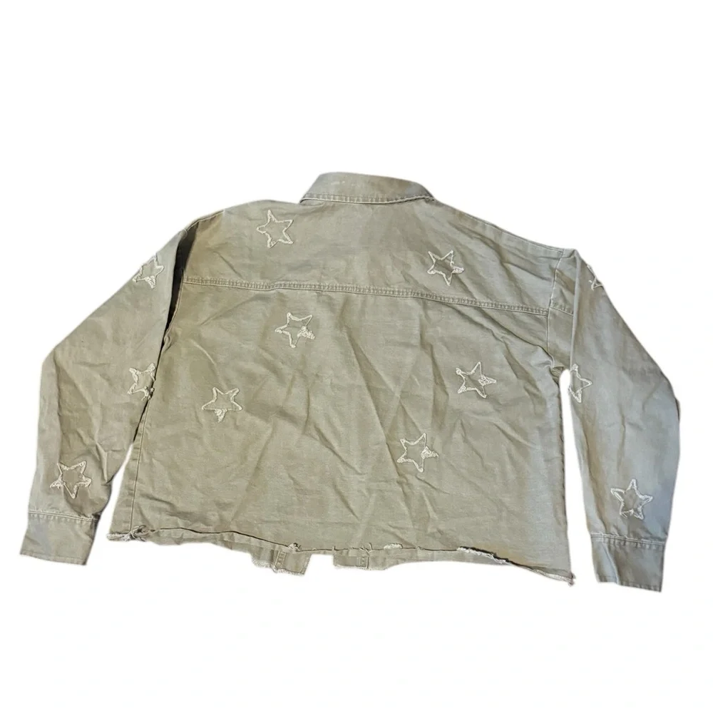 Jacket By together Army Green oversized distressed star patch raw hem Medium - Picture 4 of 6